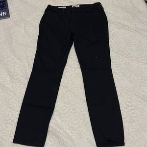Mid Rise Curvy Skinny Black Pants